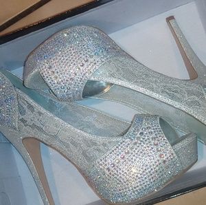 Prom shoes